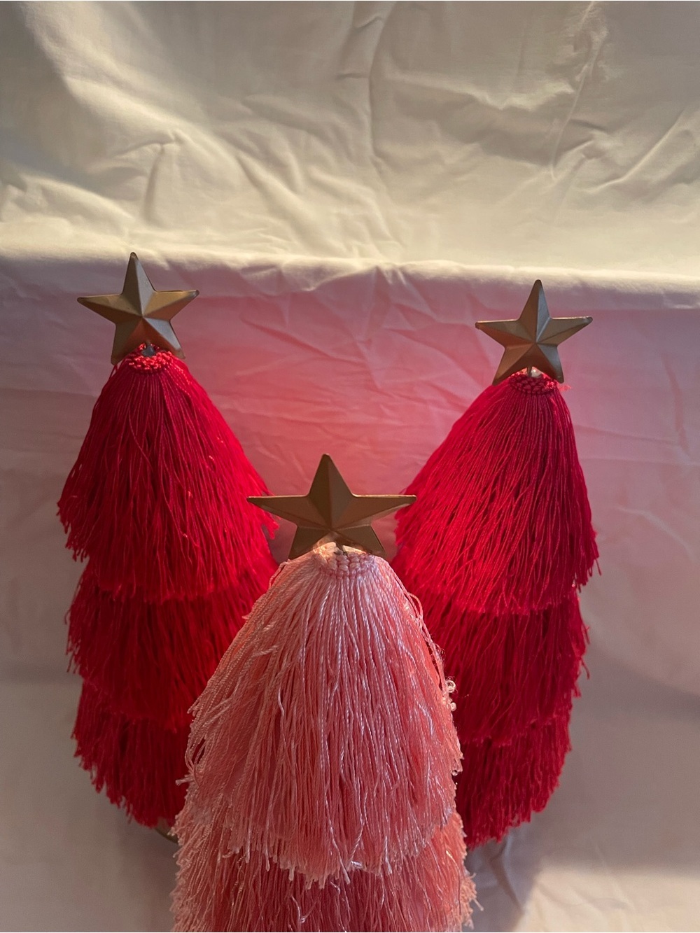 NWT 3 Ashland Berry Jolly Tassel Tabletop Trees w/ gold star - Picture 9 of 10